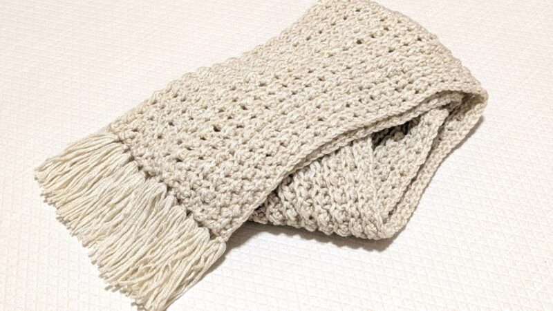 ダイソーのメランジトリコで作ったマフラー