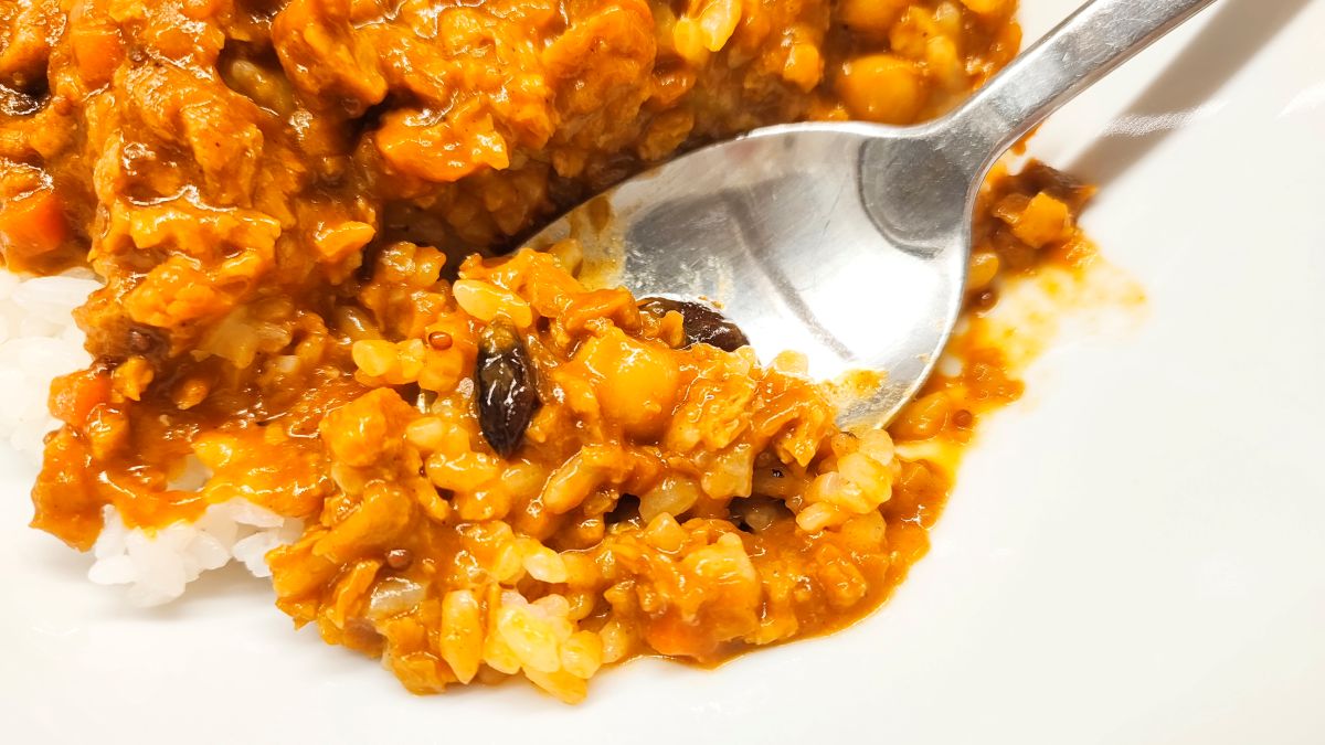 キーマカレーは豆がごろごろ