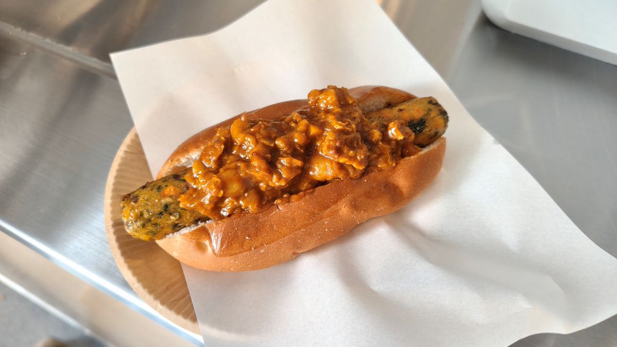 イケアのキーマカレーベジドッグ